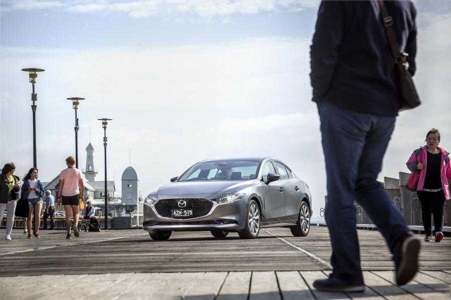  Mazda3 Sedan (BP) 2019 года  (AU) (фото 18 из 46)
